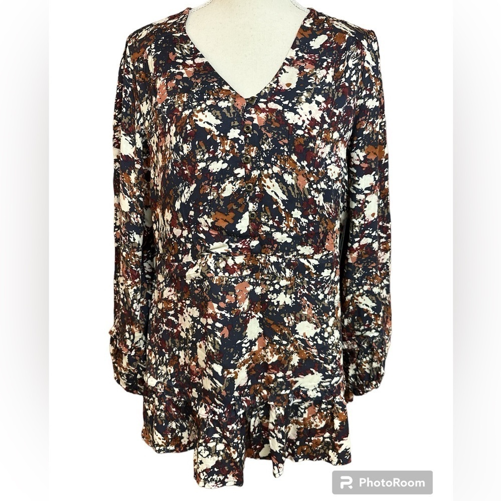 Tribal Shiela’s Home 50th Anniversary W/Frill Dk Ocean Graphic Blouse NWT M